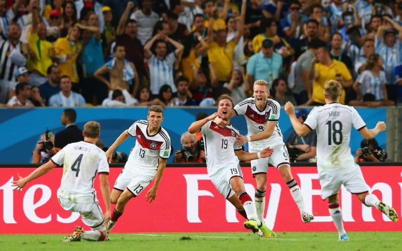 Bàn thắng vàng Götze phút 112 giúp Đức vô địch World Cup 2014