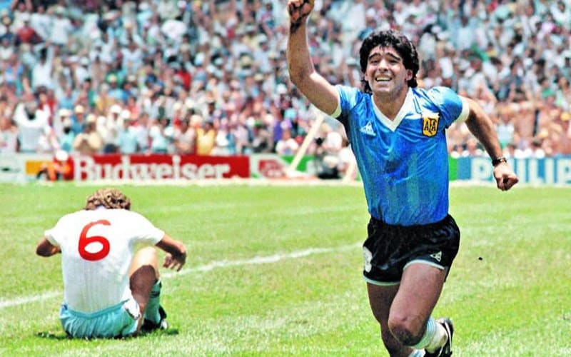 bàn thắng solo kinh điển của Maradona